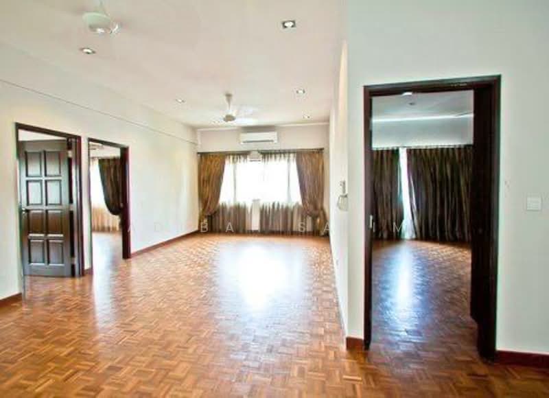 Rumah Banglo untuk Dijual di Ampang (Selangor) - Adibah Salim - Living Room - PropertyGuru.com.my