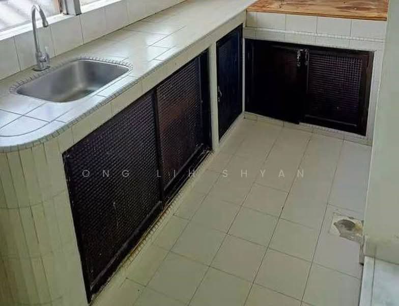 1-storey Terraced House for Sale in Taman Indah (Pontian) - Ong Lih Shyan - Kitchen - PropertyGuru.com.my