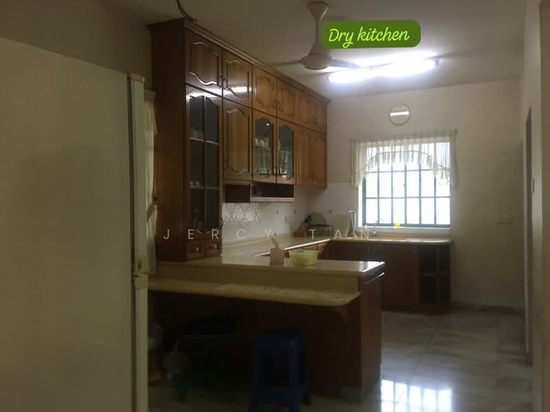 Semi-Detached House for Sale in Kuchai Lama (Kuala Lumpur) - Jercy Tan - Kitchen - PropertyGuru.com.my