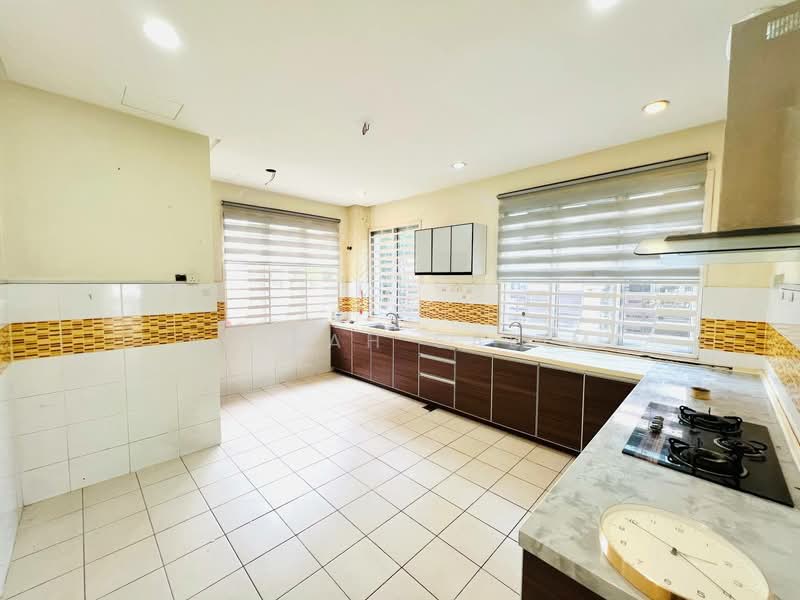 Semi-Detached House for Sale in Bangi (Selangor) - Adibah Salim - Kitchen - PropertyGuru.com.my