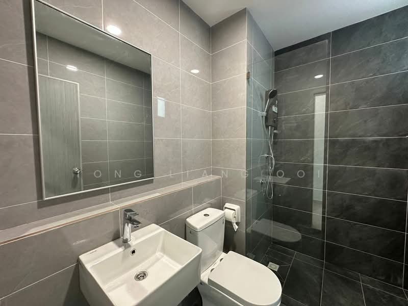 Kondominium untuk Disewa di Lucerne Residences - Tong Liang Ooi - Bathroom - PropertyGuru.com.my