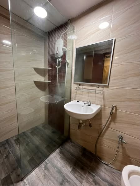Kondominium untuk Disewa di Vista Komanwel A - Jovi Soh - Bathroom - PropertyGuru.com.my