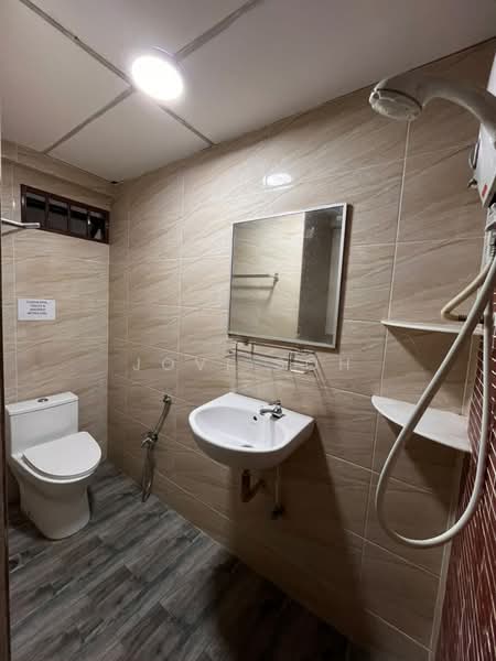 Kondominium untuk Disewa di Vista Komanwel A - Jovi Soh - Bathroom - PropertyGuru.com.my