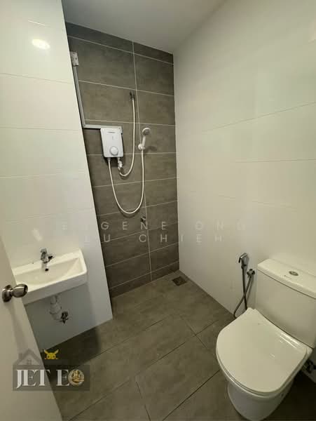 2-storey Terraced House for Sale in Telok Panglima Garang (Selangor) - Eugene Ong Eu chieh - Bathroom - PropertyGuru.com.my
