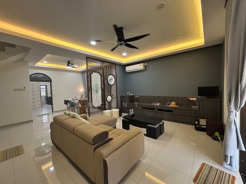 Semi-Detached House for Sale in Taman Dasa (Kulai) - Vincent Ho - Living Room - PropertyGuru.com.my