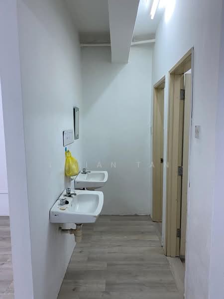 Pejabat untuk Disewa di Kuchai Entrepreneurs Park (Kuchai Lama) - Lilian Tan - Interior - PropertyGuru.com.my