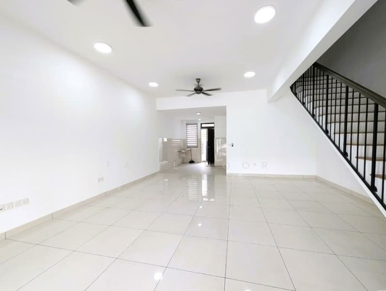 2-storey Terraced House for Sale in Shah Alam (Selangor) - Fazie Noor - Living Room - PropertyGuru.com.my