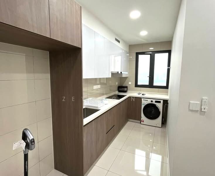 Servis Apartment untuk Dijual di V Residence 2 @ Sunway Velocity - Zeyang Ng - Kitchen - PropertyGuru.com.my