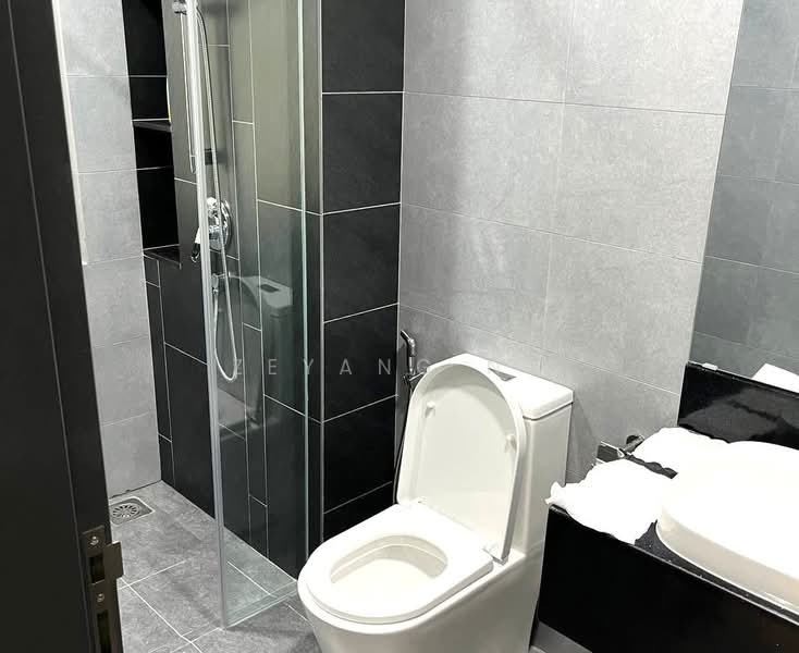 Servis Apartment untuk Dijual di V Residence 2 @ Sunway Velocity - Zeyang Ng - Bathroom - PropertyGuru.com.my