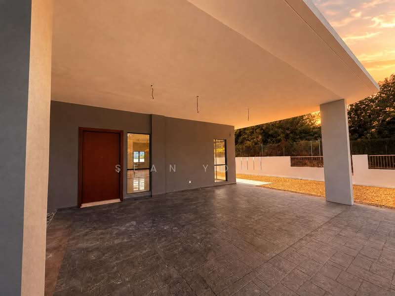 Rumah Berkembar untuk Dijual di Rawang (Selangor) - Sean Yong - Exterior - PropertyGuru.com.my