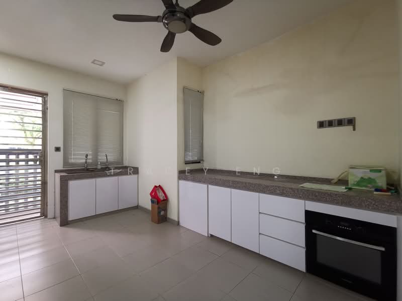 Terraced House for Rent in Iskandar Puteri (Nusajaya) (Johor) - Tracey Eng - Kitchen - PropertyGuru.com.my