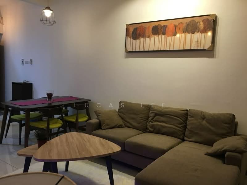 Servis Apartment untuk Disewa di Crescent Bay Suites (Teluk Bayu) - Lucas Lee - Living Room - PropertyGuru.com.my