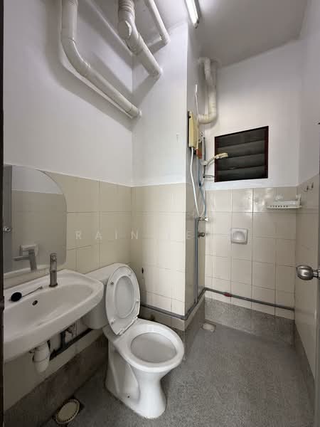 Apartment for Rent at Vista Impiana - Rain Leow - Bathroom - PropertyGuru.com.my