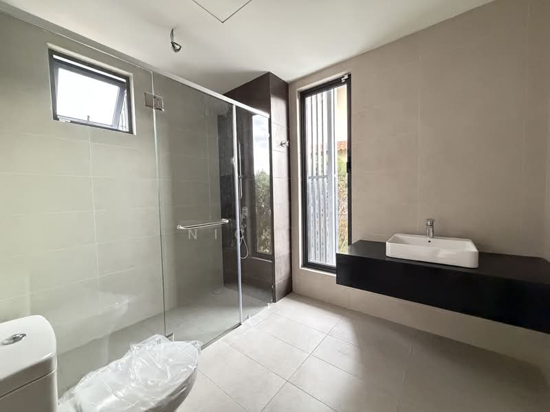 Rumah Berkembar untuk Dijual di Bukit Wangsamas (Setiawangsa) - Nick CH - Bathroom - PropertyGuru.com.my