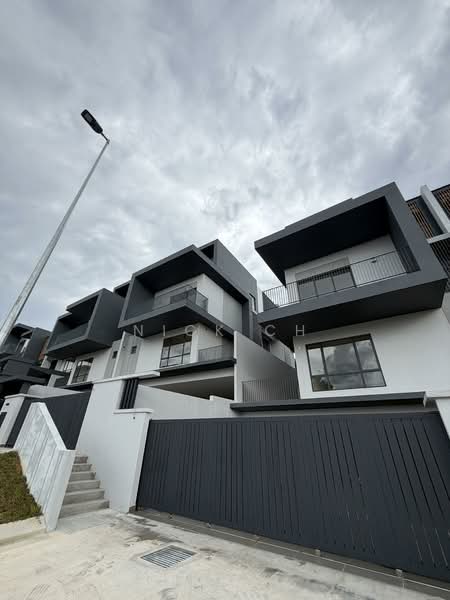 Rumah Berkembar untuk Dijual di Bukit Wangsamas (Setiawangsa) - Nick CH - Exterior - PropertyGuru.com.my