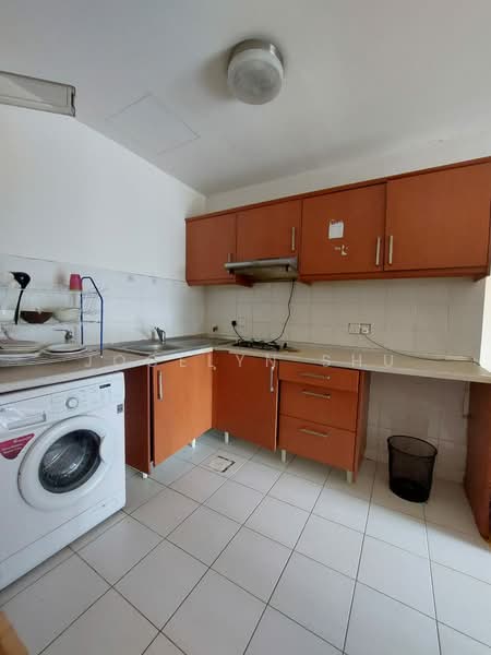 Servis Apartment untuk Disewa di Maytower Serviced Residences - Jocelyn Shu - Kitchen - PropertyGuru.com.my