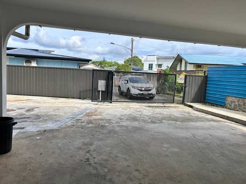 Rumah Berkembar untuk Disewa di Kuching (Sarawak) - Jeno Tan - Exterior - PropertyGuru.com.my