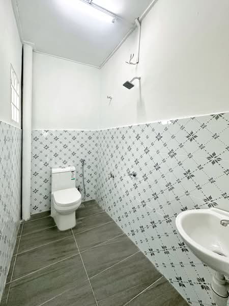 Rumah Teres untuk Dijual di Bandar Country Homes (Rawang) - Arif MS - PropertyGuru.com.my