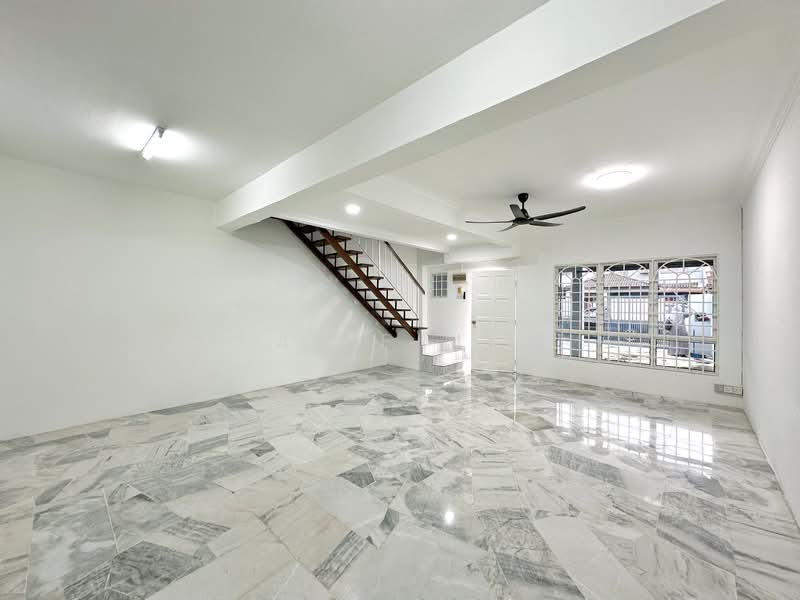 Rumah Teres untuk Dijual di Bandar Country Homes (Rawang) - Arif MS - PropertyGuru.com.my