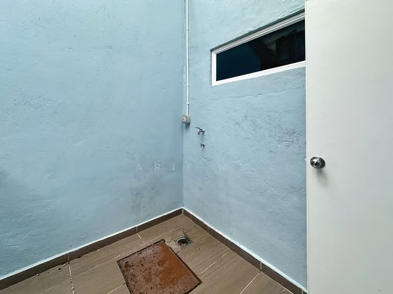 Rumah Teres untuk Dijual di Bandar Country Homes (Rawang) - Arif MS - PropertyGuru.com.my