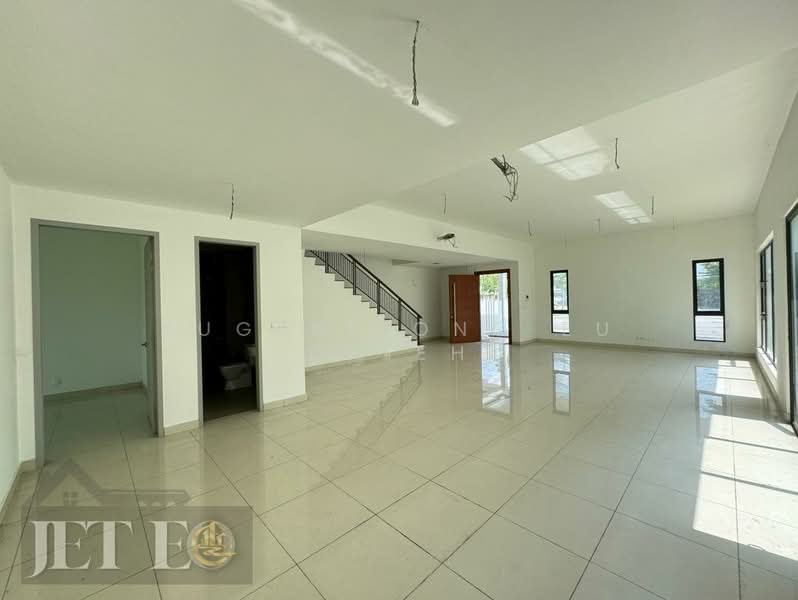 Rumah Berkembar untuk Dijual di Telok Panglima Garang (Selangor) - Eugene Ong Eu chieh - Living Room - PropertyGuru.com.my