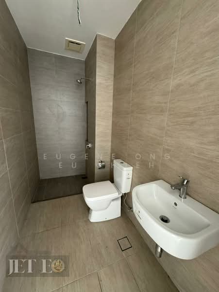 Rumah Berkembar untuk Dijual di Telok Panglima Garang (Selangor) - Eugene Ong Eu chieh - Bathroom - PropertyGuru.com.my
