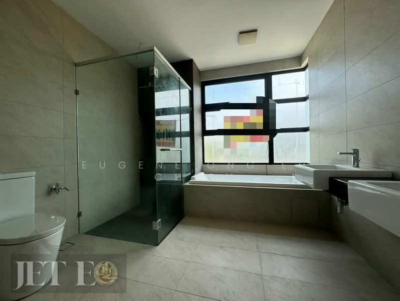 Rumah Berkembar untuk Dijual di Telok Panglima Garang (Selangor) - Eugene Ong Eu chieh - Bathroom - PropertyGuru.com.my