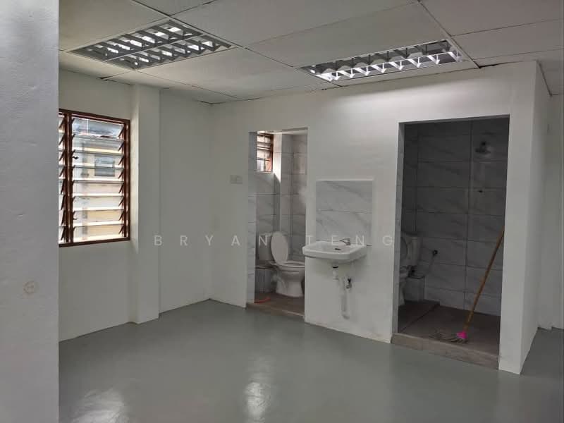 Shop for Rent in Butterworth (Penang) - Bryan Teng - Bathroom - PropertyGuru.com.my