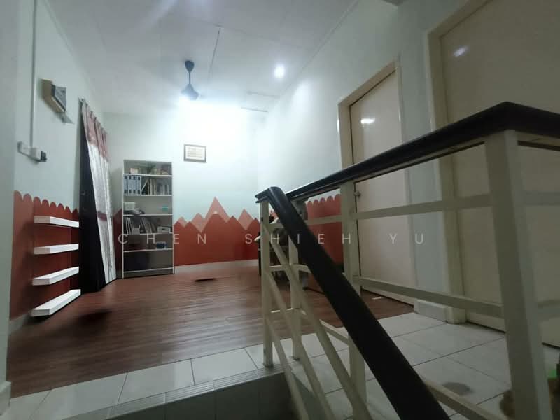 2-storey Terraced House for Sale in Bandar Putra (Kulai) - Chen Shieh Yu - Interior - PropertyGuru.com.my