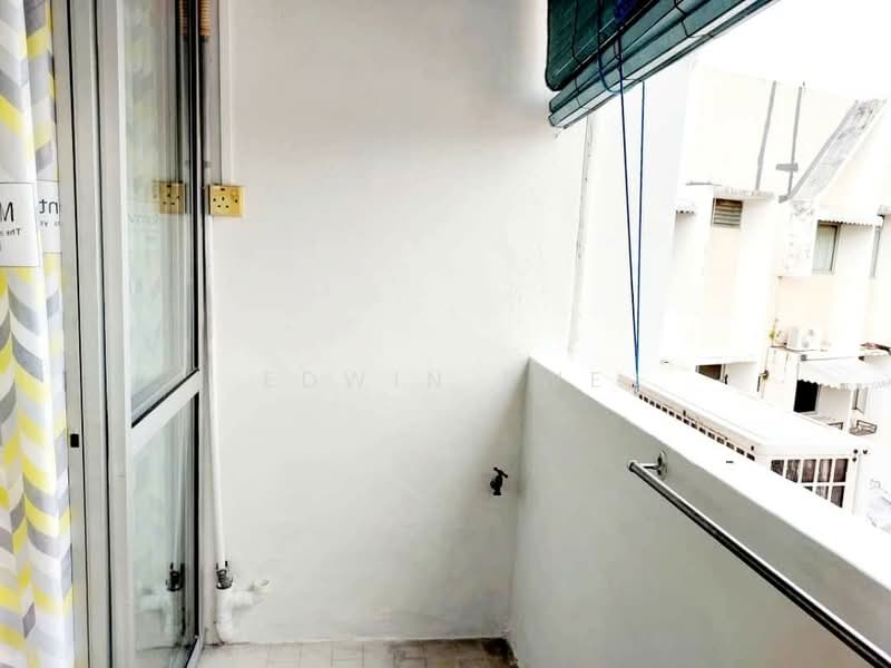 Pangsapuri untuk Disewa di Midlands Court - Edwin Ewe - Balcony - PropertyGuru.com.my