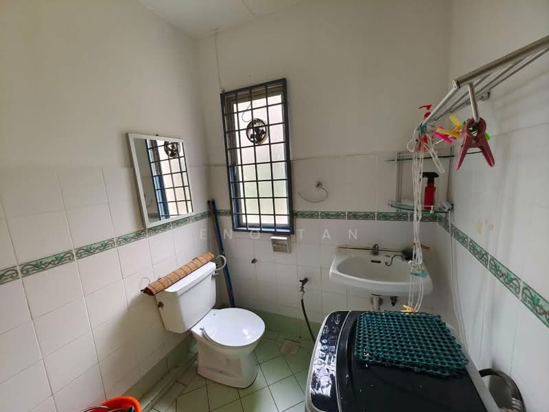 Pangsapuri untuk Disewa di MJC Courtyard Sanctuary - Jeno Tan - Bathroom - PropertyGuru.com.my