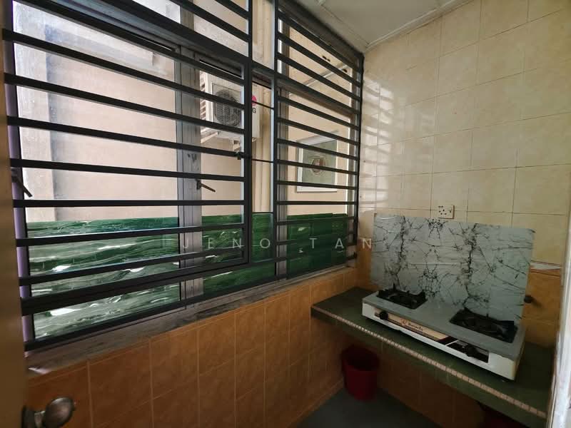 Pangsapuri untuk Disewa di MJC Courtyard Sanctuary - Jeno Tan - Kitchen - PropertyGuru.com.my