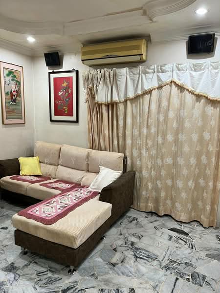 Rumah Teres 1.5 Tingkat untuk Dijual di Ayer Itam (Penang) - Bryan Teng - Living Room - PropertyGuru.com.my