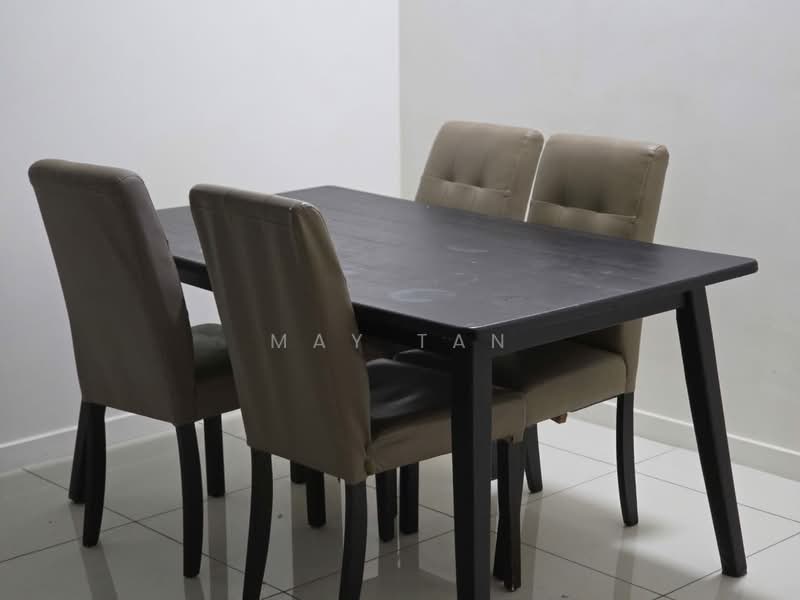 Kondominium untuk Disewa di Bennington Residences @ SkyArena - May Tan - Dining Room - PropertyGuru.com.my