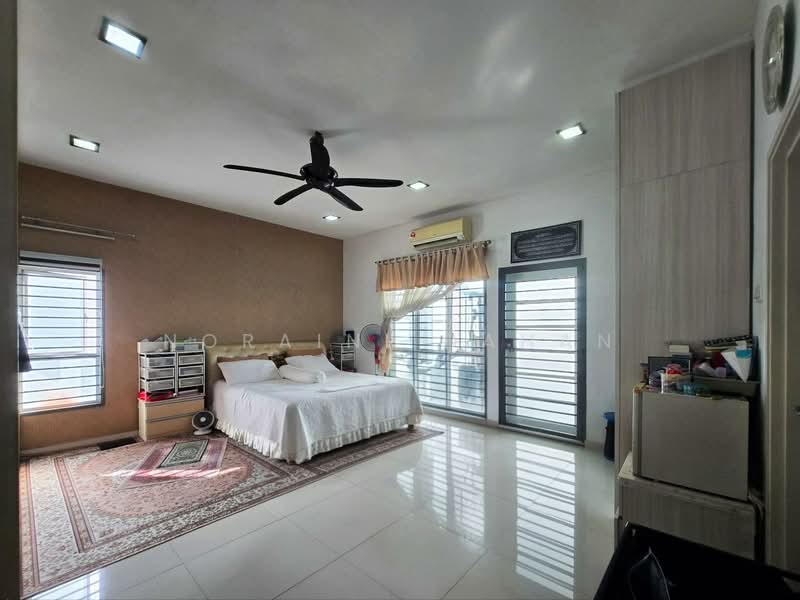 Rumah Berkembar untuk Dijual di Taman Saujana Emas (Kajang) - Noraini Dahan - PropertyGuru.com.my