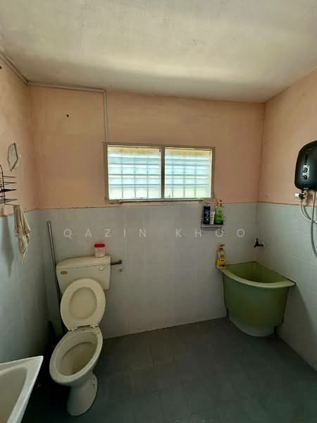 Rumah Teres 2 Tingkat untuk Dijual di Bercham (Ipoh) - Qazin Khoo - Bathroom - PropertyGuru.com.my