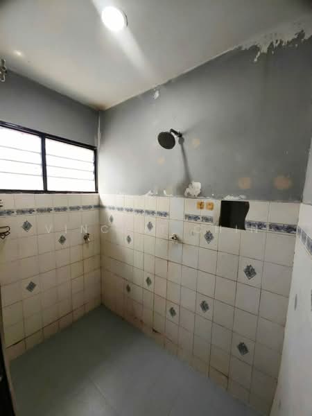 1-storey Terraced House for Rent in Gunung Rapat (Ipoh) - Vincent Chin - Bathroom - PropertyGuru.com.my