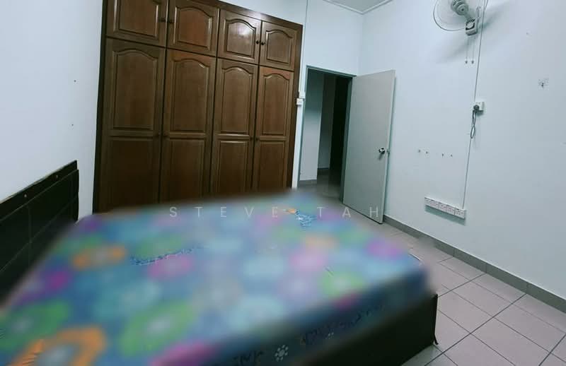 2-storey Terraced House for Sale in Permas Jaya (Johor Bahru) - Steve Tah - Bedroom - PropertyGuru.com.my