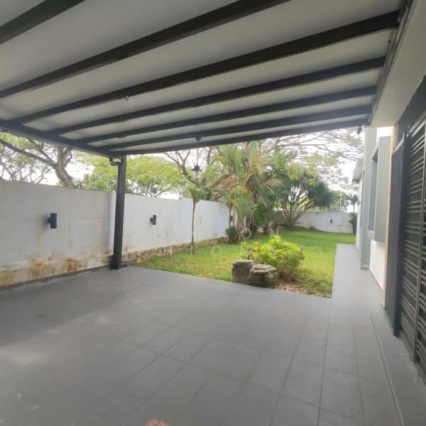 Semi-Detached House for Sale in Johor Bahru (Johor) - Tuxton Phiong - Exterior - PropertyGuru.com.my