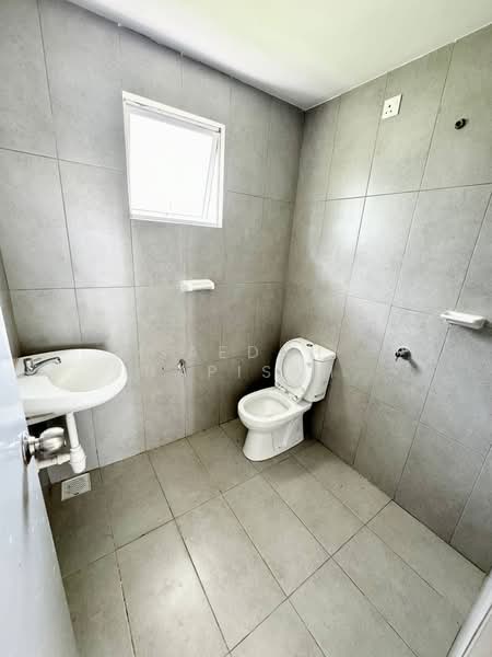 Semi-Detached House for Sale in Jalan Parit Masjid (Pontian) - Saedah Napisah - PropertyGuru.com.my