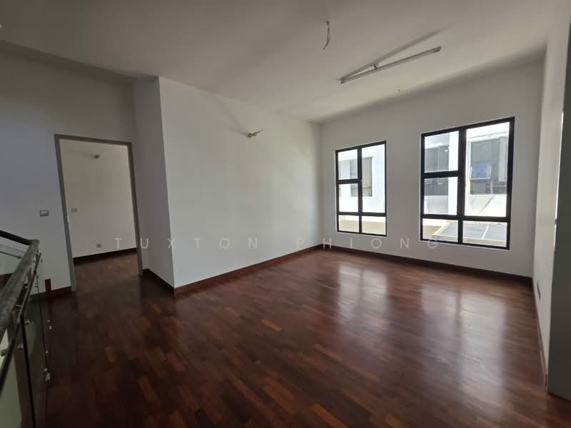 Cluster House for Sale in Horizon Hills (Iskandar Puteri (Nusajaya)) - Tuxton Phiong - Living Room - PropertyGuru.com.my