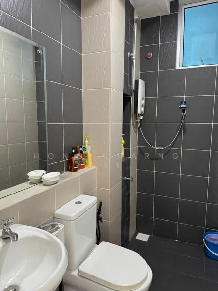 Apartment for Rent at D'Rich Executive Suites - Hong Charng Lee - Bathroom - PropertyGuru.com.my