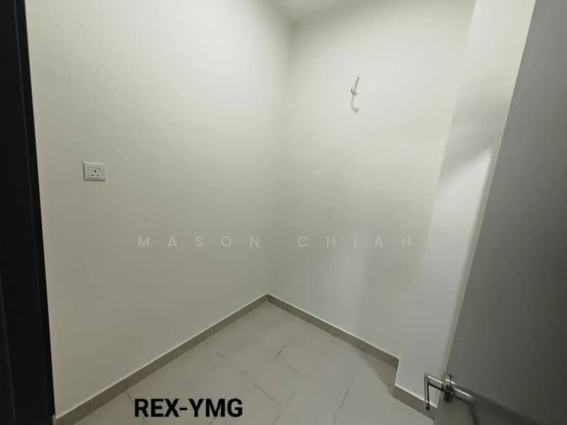 Rumah Berkembar untuk Dijual di Canary Garden (Klang) - Mason Chiah - PropertyGuru.com.my