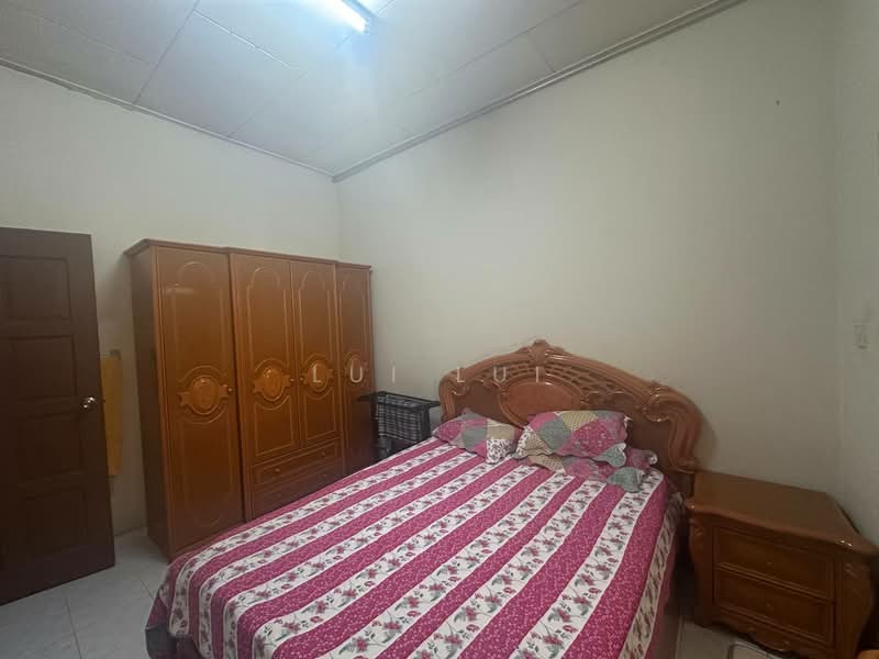1-storey Terraced House for Sale in Senai (Kulai) - Lui Lui - Bedroom - PropertyGuru.com.my
