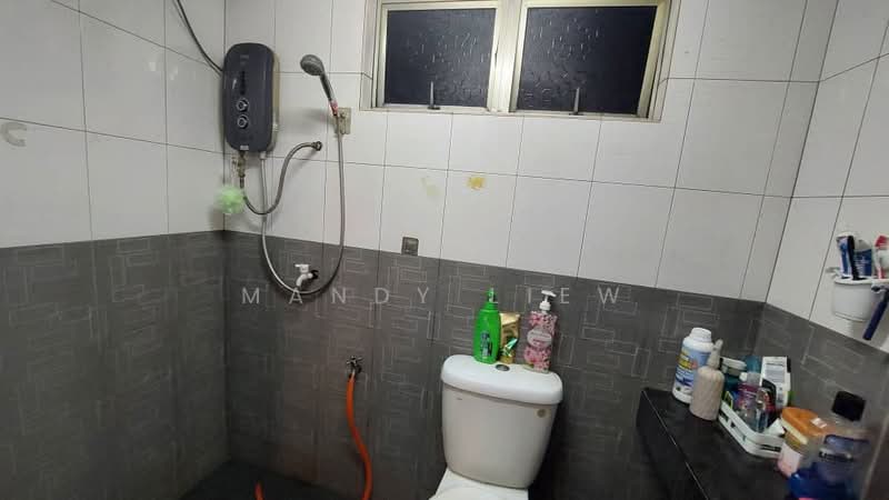 Apartment for Rent at Vista Saujana - Mandy Liew - Bathroom - PropertyGuru.com.my