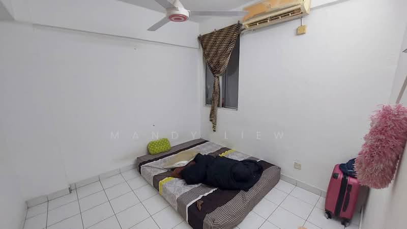 Apartment for Rent at Vista Saujana - Mandy Liew - Bedroom - PropertyGuru.com.my
