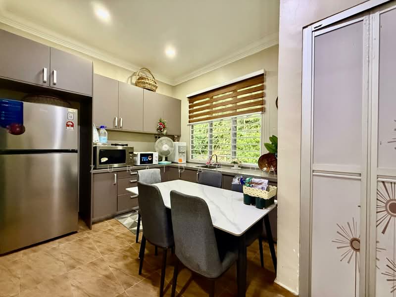 Semi-Detached House for Sale in Saujana Impian (Kajang) - Zuraidah Dan - Kitchen - PropertyGuru.com.my