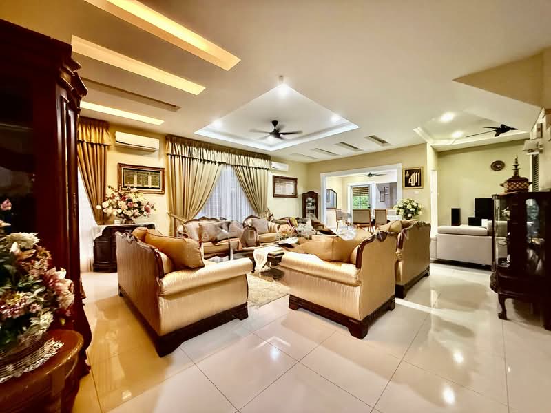 Semi-Detached House for Sale in Saujana Impian (Kajang) - Zuraidah Dan - Living Room - PropertyGuru.com.my