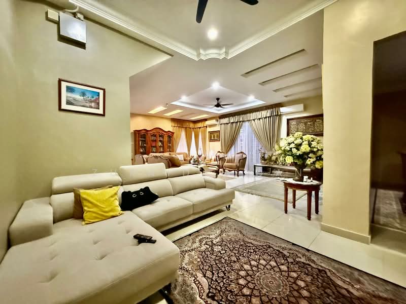 Semi-Detached House for Sale in Saujana Impian (Kajang) - Zuraidah Dan - Living Room - PropertyGuru.com.my