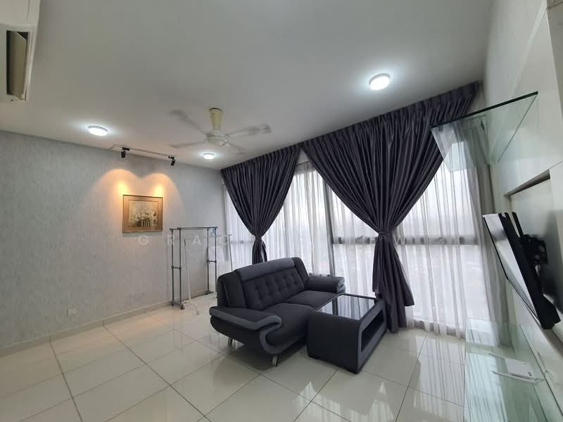 Servis Apartment untuk Disewa di Southkey Mosaic - Grace Chiew - Living Room - PropertyGuru.com.my
